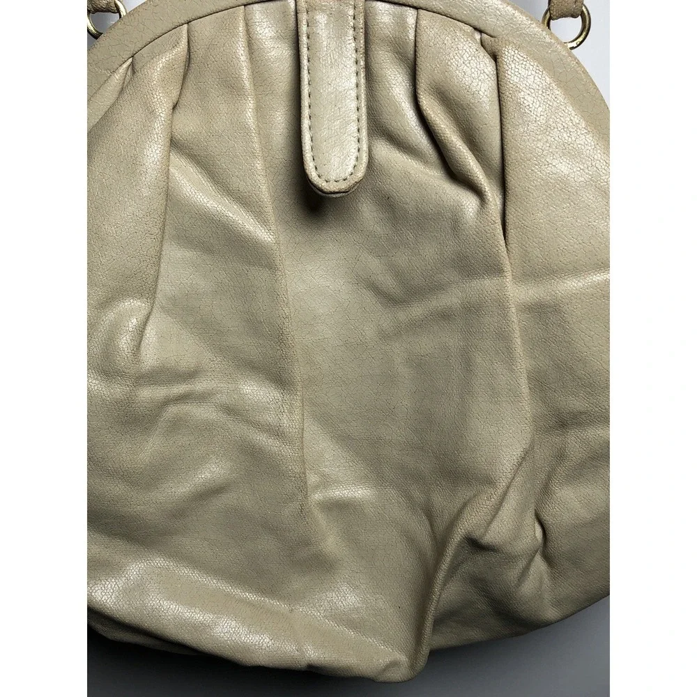 Vintage 70s Valerie Barad Beige Shoulder Bag Pleated Frame‎ Purse Made in Taiwan